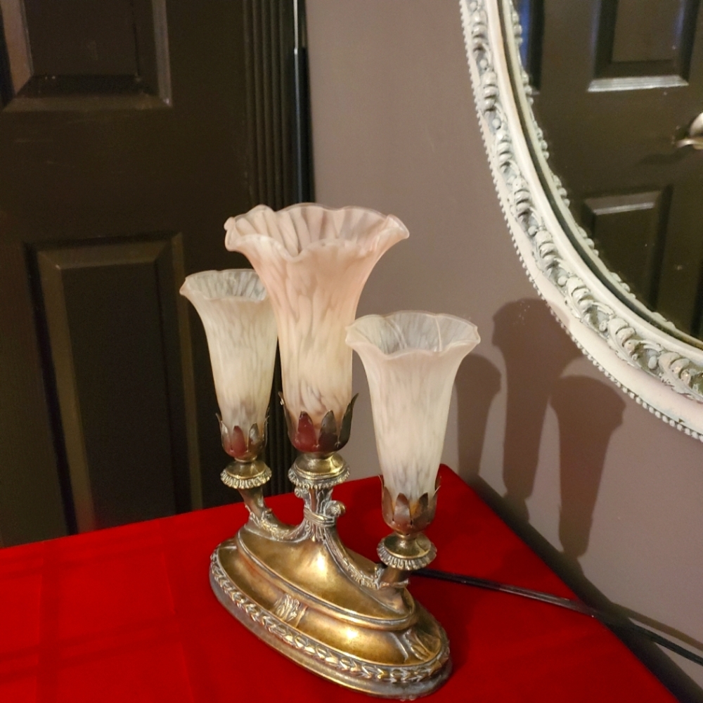 Meyda Tiffany pink pond lily